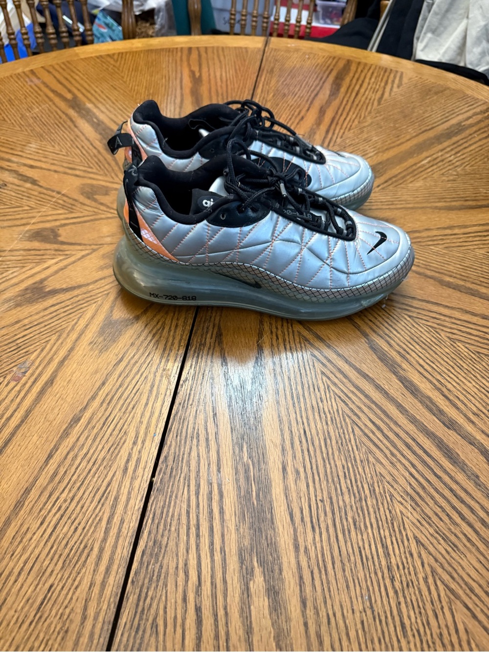 Nike Women's Silver and Black Athletic Shoes